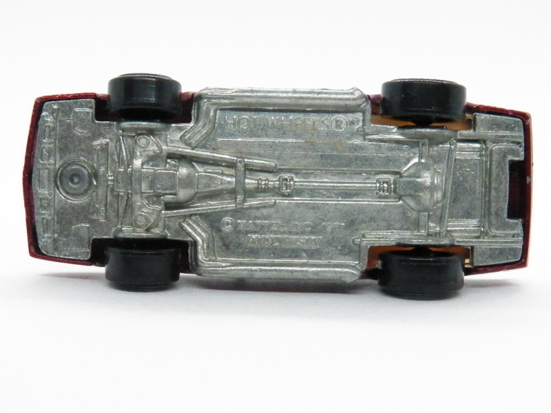 Illustration for article titled Hot Wheels 1:64 IROC Camaro